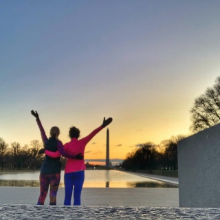 dc running sunrise view from lincoln memorial