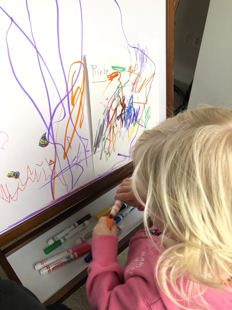 toddler art easel with dry erase board