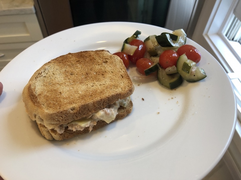 easy tuna salad with artichokes