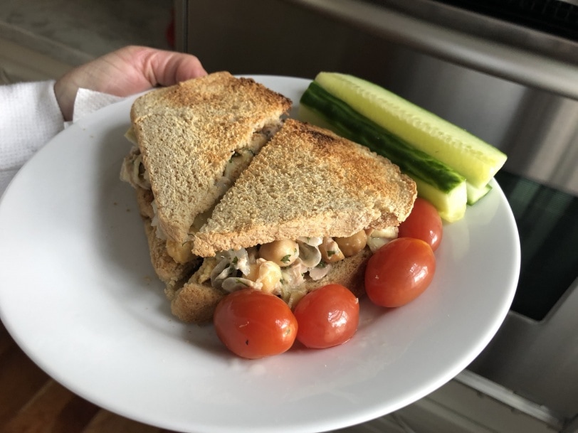 easy tuna sandwich