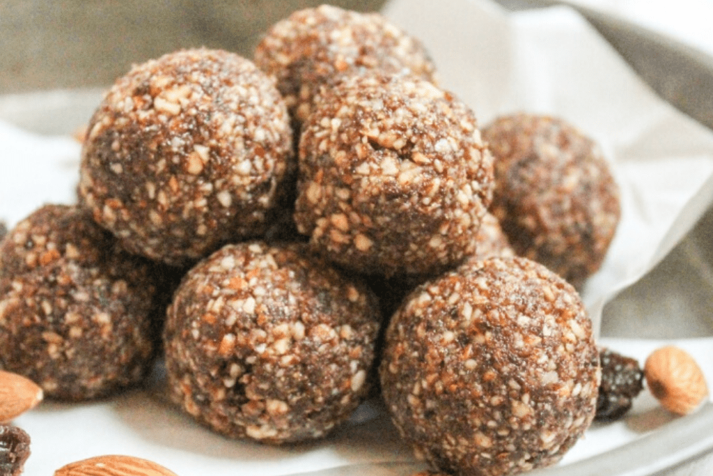 vegan cinnamon raisin snack bites