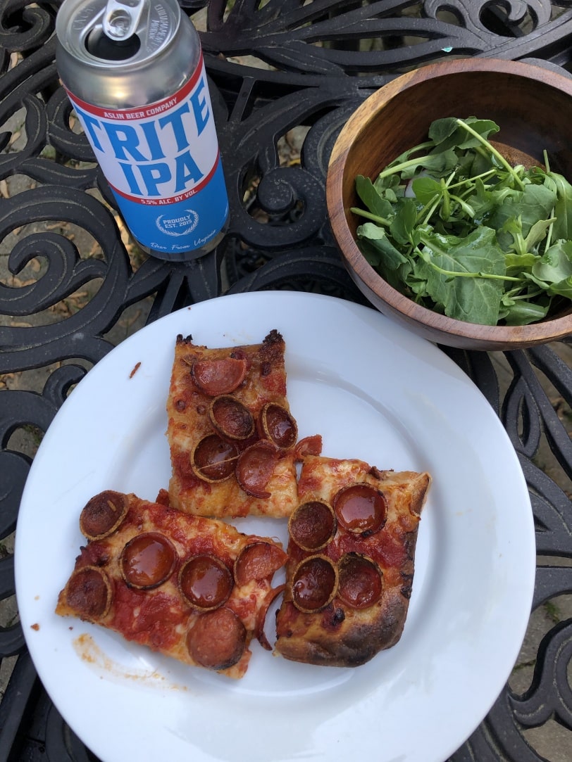 intuitive eating with pizza