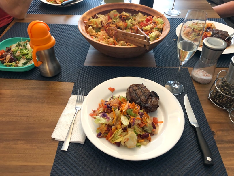 taco salad with steak