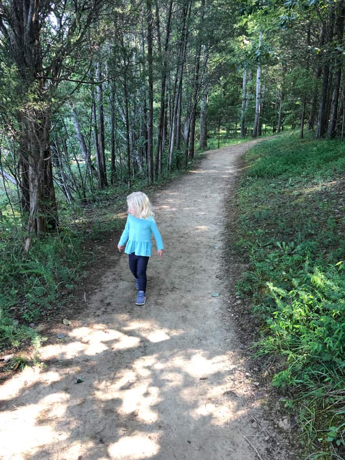 toddler hiking at lake anna state park