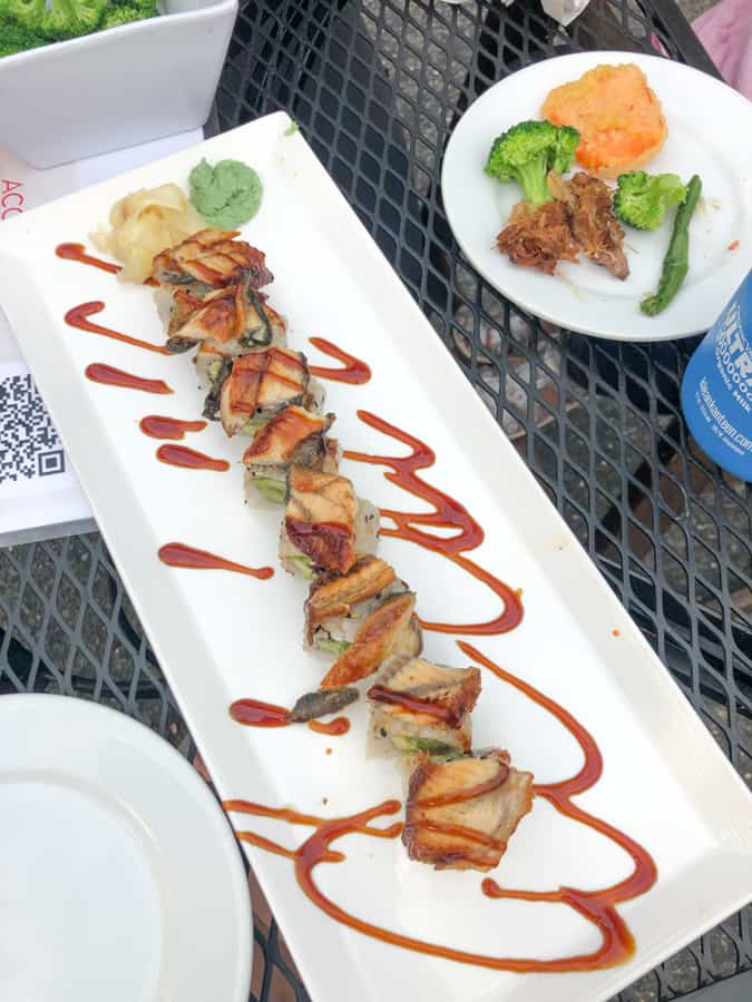 eel roll sushi at kaizen del ray