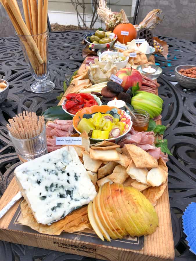 thanksgiving charcuterie board