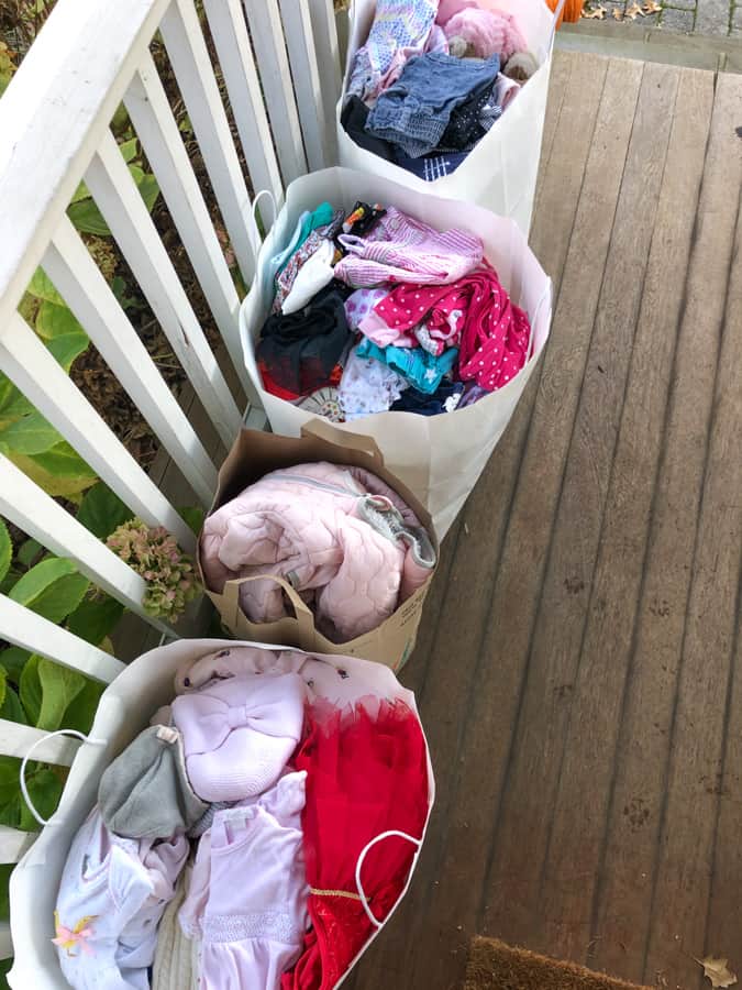 baby girl clothes to donate