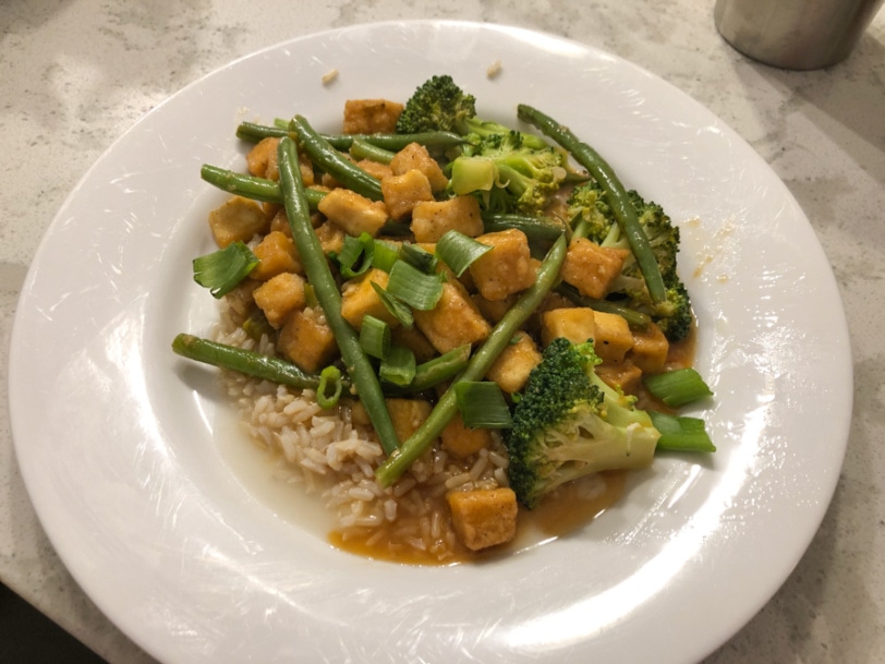 tofu stir fry with broccoli and string beans