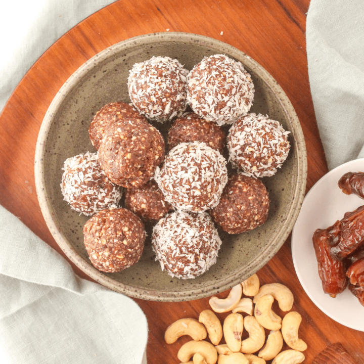 No Bake Chocolate Bliss Balls with Cashews (4 Ingredients)