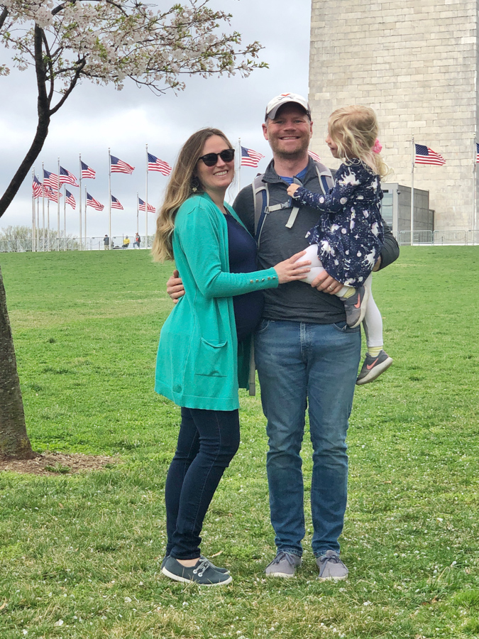 washington monument family photo