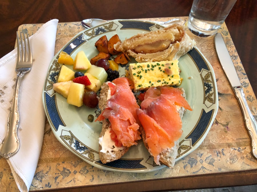 mother's day brunch plate