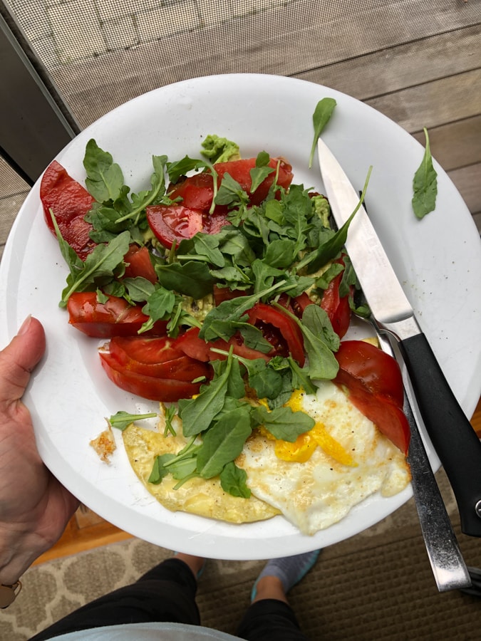 fried egg with fresh summer tomatoes