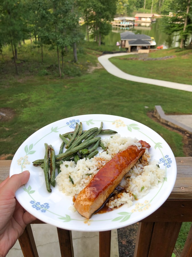 asian salmon with rice and roasted string beans