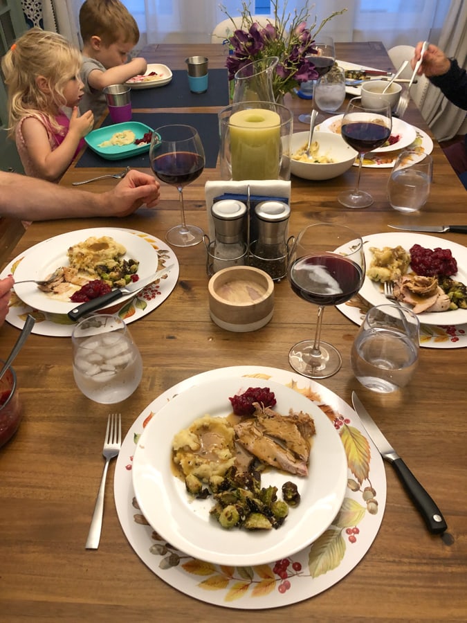 friendsgiving dinner