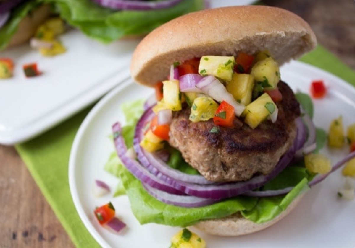 jamaican jerk turkey burgers with pineapple salsa