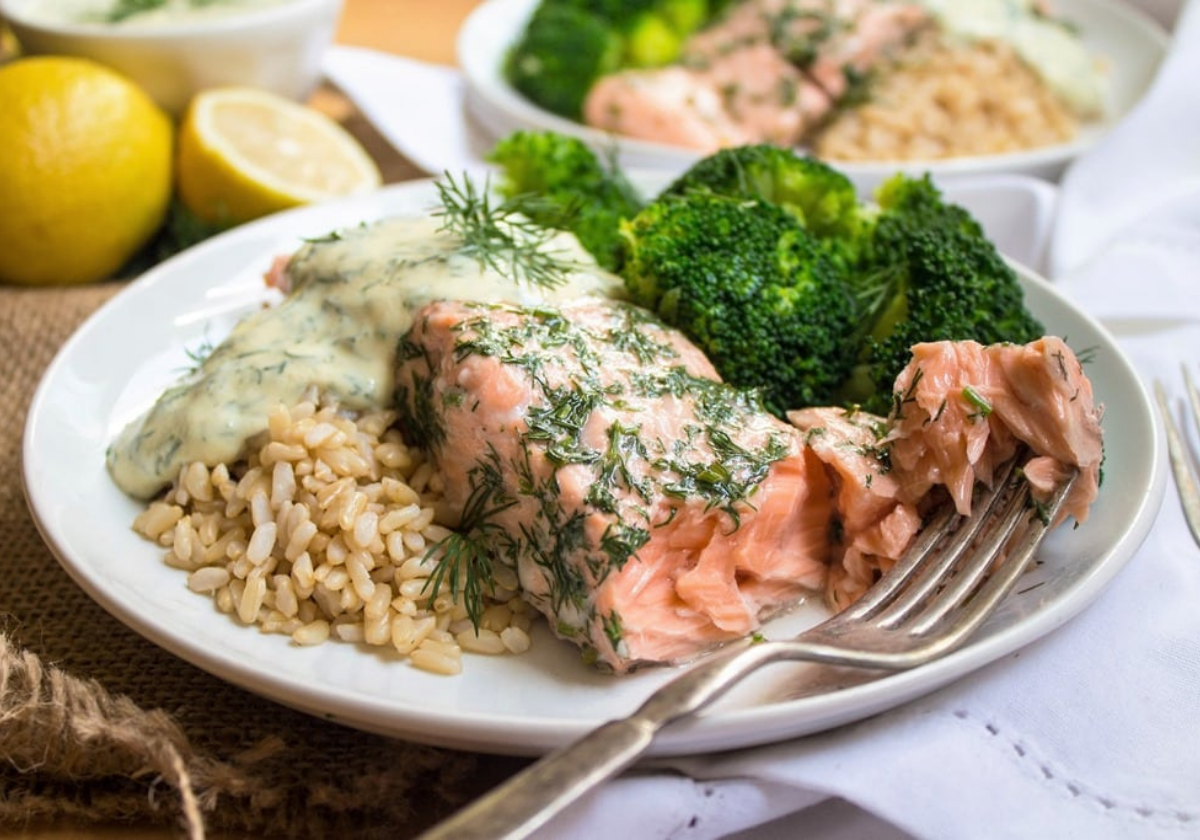 salmon with lemon mustard dill sauce