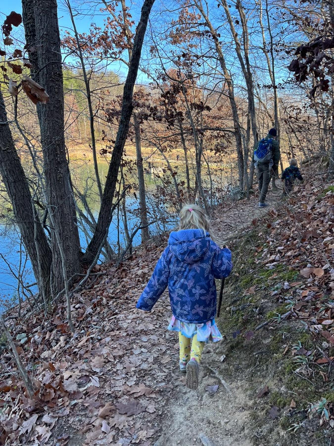 hiking along shenandoah lake
